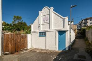 2, Kimberley Park Road, Falmouth TR11 2DB