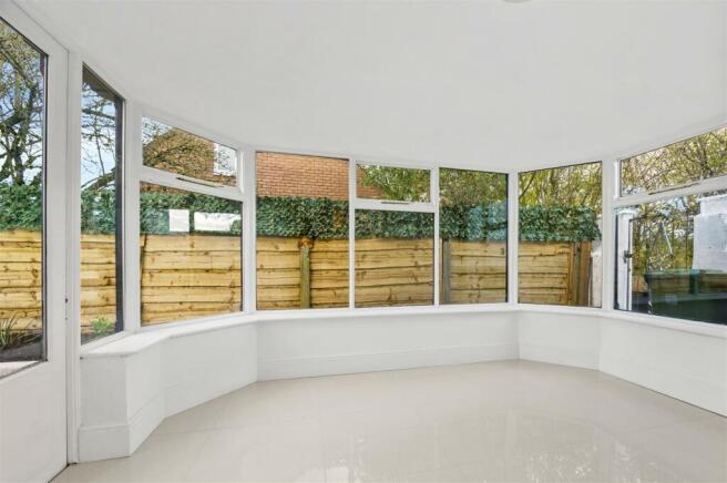 Conservatory/Dining Room