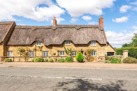 St. Botolphs Road, Barton Seagrave, Northamptonshire, NN15
