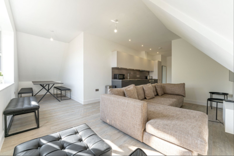 64 Royal House, Solihull, B91 3QQ