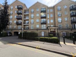 57, Riverside House, Fobney Street, Reading RG1 6BJ
