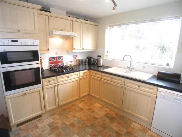 Fitted Kitchen