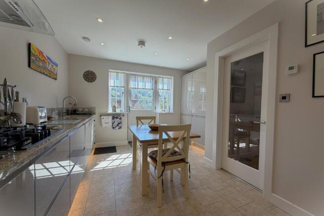 3 bed End of Terrace for sale Image 6