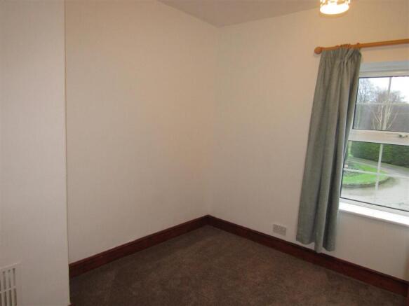 2 bed House to rent Image 7
