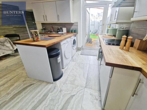 Sunnyside Road, Bridgend photo 3