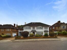 2, Folkington Corner, North Finchley, London N12 7BH