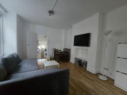 8a, Hoyle Road, London SW17 0RS