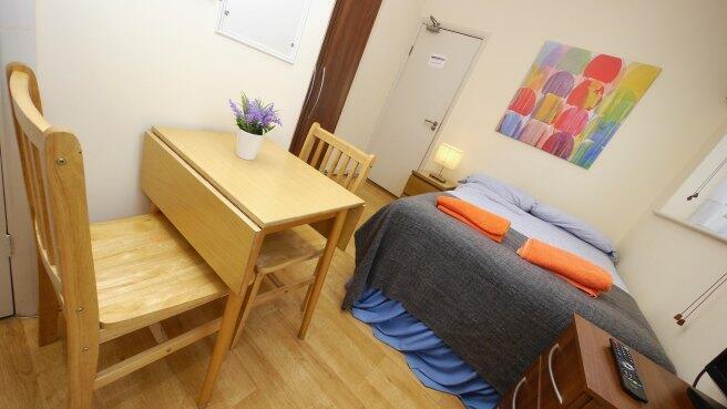 brondesbury-park-nw6-7ay-1063785