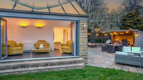 2 Stoneroyd Farm, Flockton, Wakefield