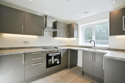 3 bed detached - Grampound Road, Truro, Cornwall image 26