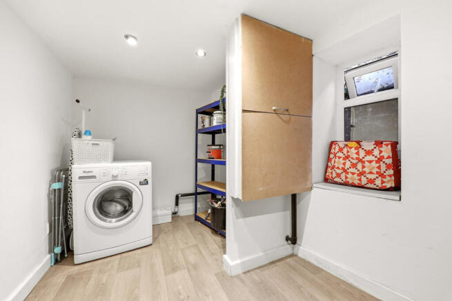 2 bed Terraced for sale Image 10