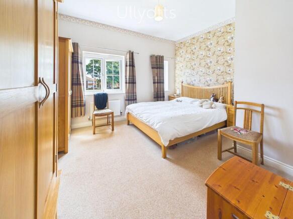 4 bed Terraced for sale Image 7