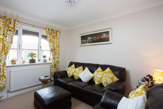 4 bed Detached for sale Image 10