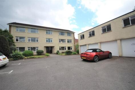3 Limes Court, Cowbridge, Vale of Glamorgan, CF71 7BL