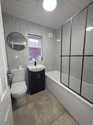 Shared Bathroom 1.0.jpg