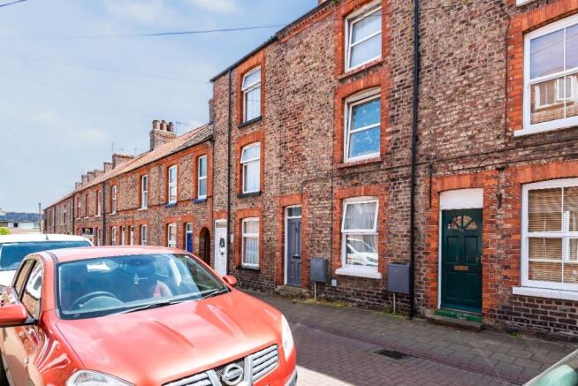 2 bed Flat for sale Image 5