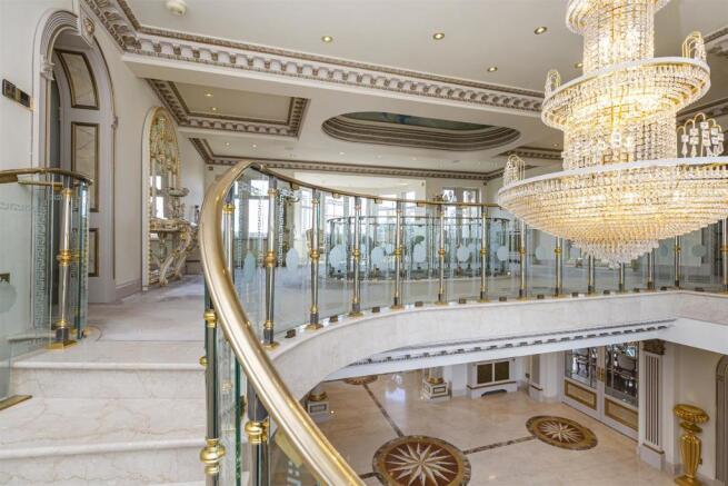 Galleried Landing  (4).jpg