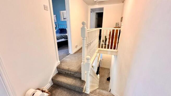 3 bed Terraced for sale Image 7