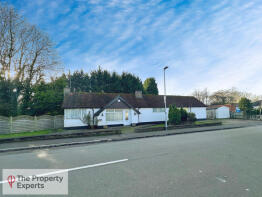2, Maytree Drive, Leicester LE9 2LP