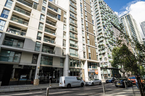 Millharbour, South Quay, E14