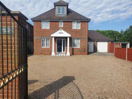 Lydd Road, New Romney, Kent, TN28