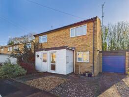 31, Armscroft Gardens, Gloucester GL2 0RT