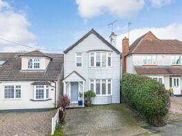 22, The Crescent, Hadleigh, Benfleet SS7 2HF