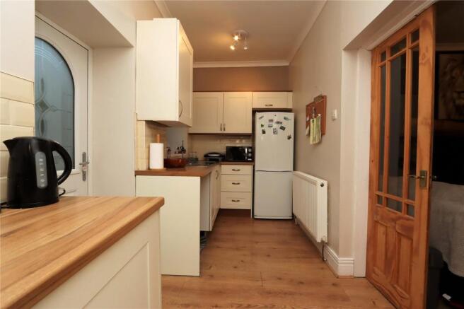 Kitchen Pic 3