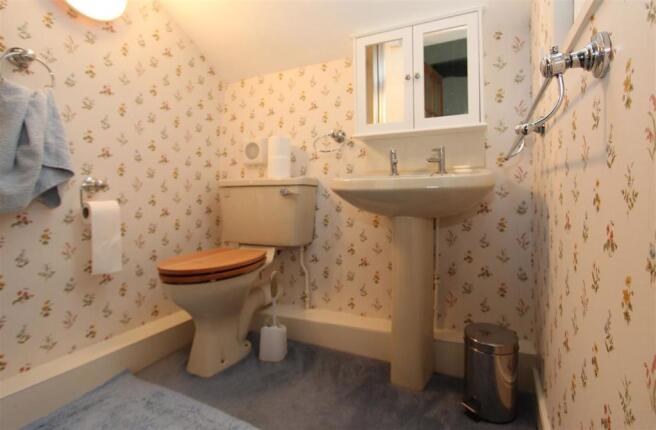 Bedroom 2 En Suite.jpg