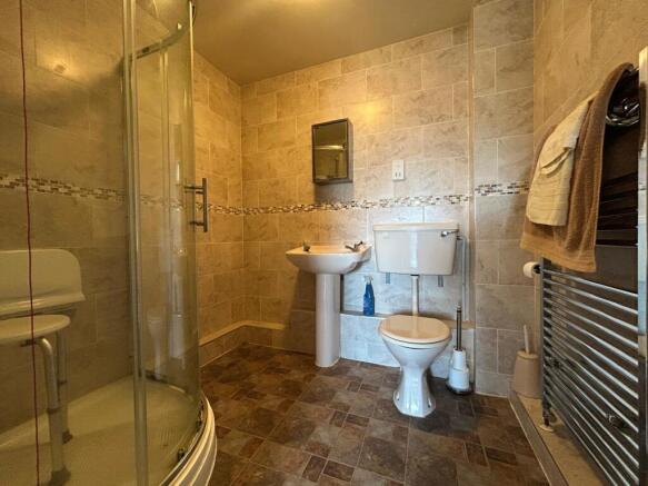 2 bed Bungalow for sale Image 8