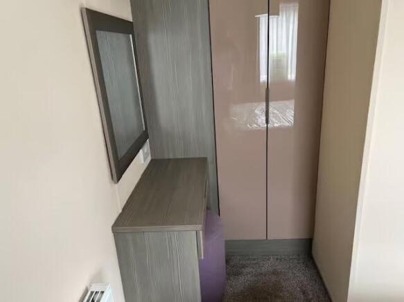 2 bed Park Home for sale Image 12