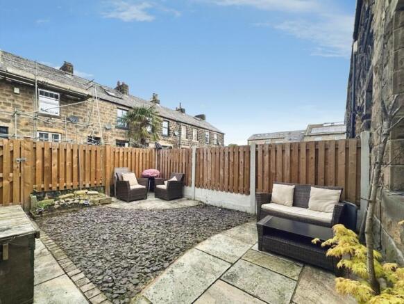 2 bed Terraced for sale Image 9