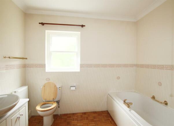 HOUSE BATHROOM