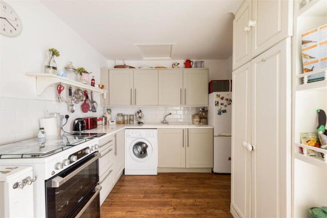 Barclay Road, E17
