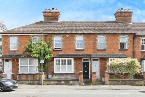 Leas Road, Guildford, GU1