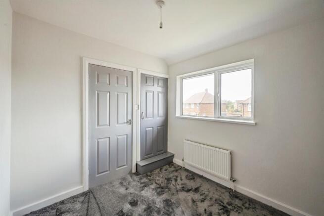 3 bed Semi-Detached for sale Image 10