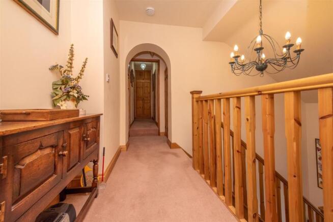 First Floor Galleried Landing