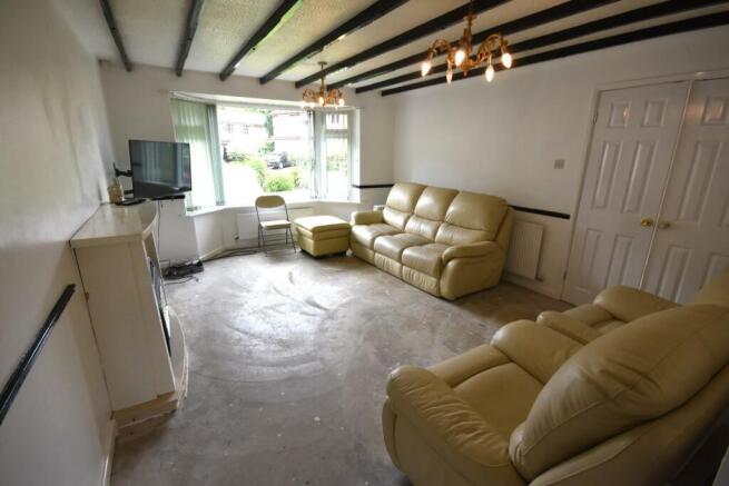 FAMILY LOUNGE