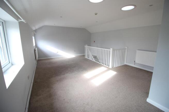 Bedroom .JPG