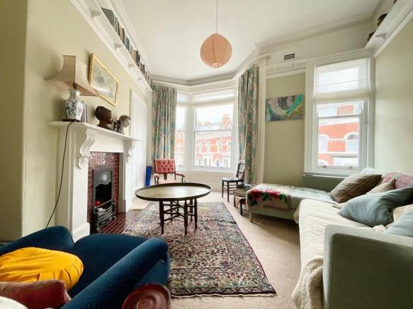 5 bed Terraced for sale Image 4