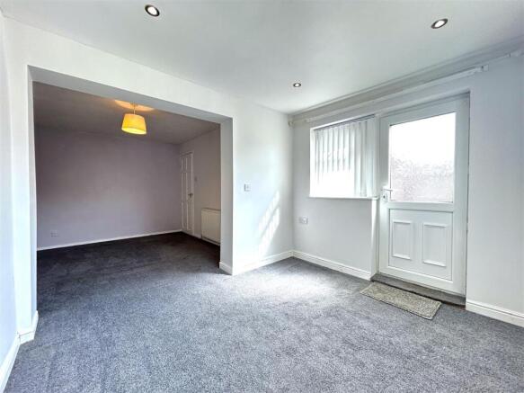 2 bed Semi-Detached Bungalow for sale Image 7