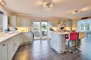 Castle Mead, Biddenden Road, Sissinghurst, Cranbrook TN17 2AB