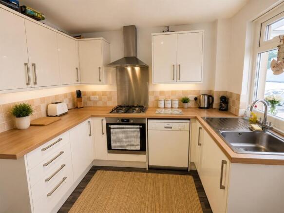 kitchen 2.jpeg