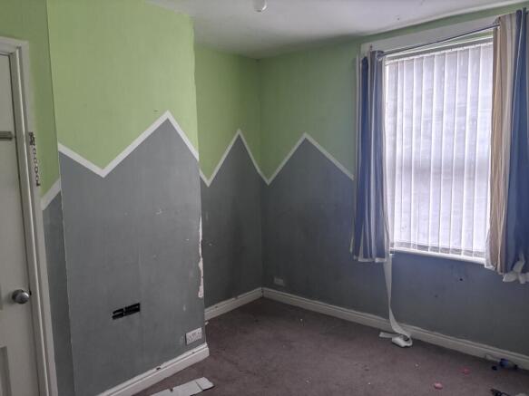 2 bed Terraced for sale Image 12