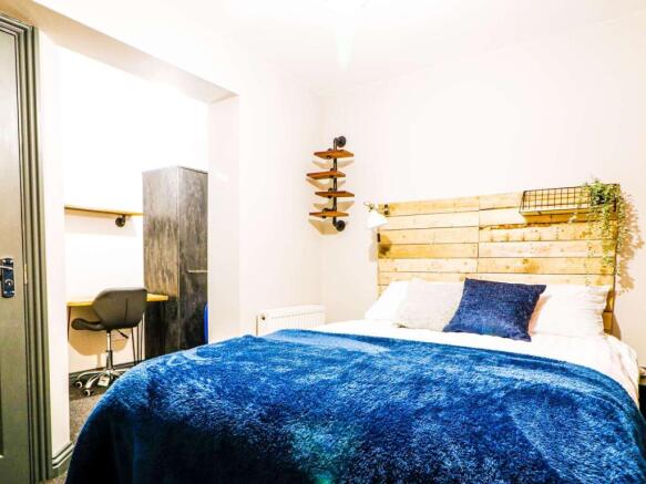 25 Glebe Road Room 4.1.jpg