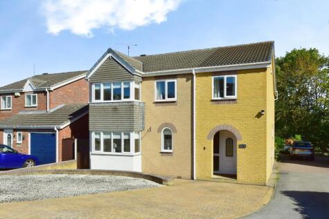 Farmoor Gardens, Sothall, Sheffield, S20
