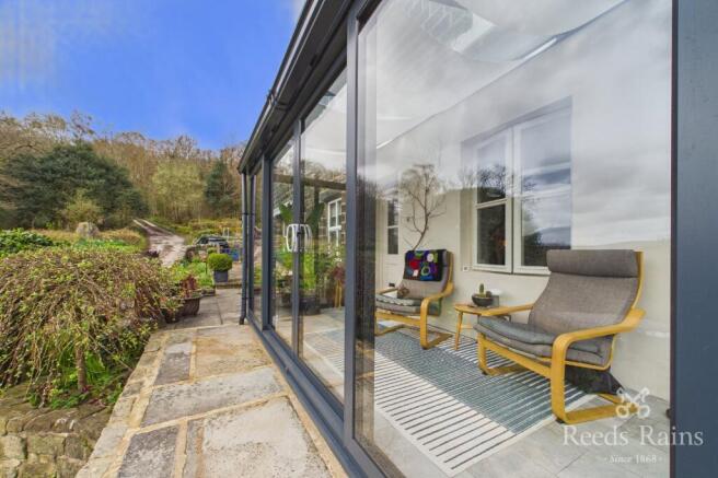 2 bed Semi-Detached for sale Image 10