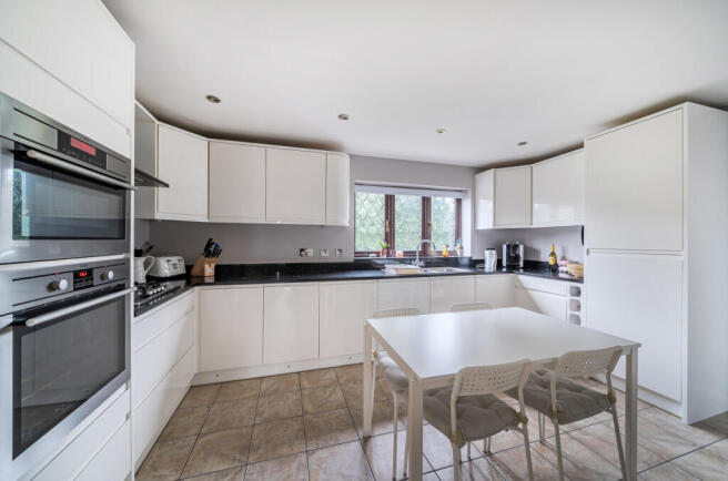 1397003-6-6968dc2...