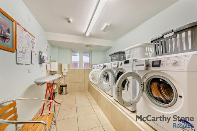 8630618-interior16-800.jpg