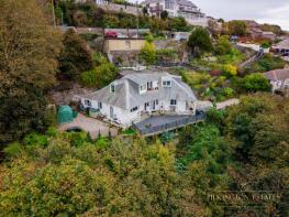 The Knoll, Pendrim Road, Looe PL13 1HX